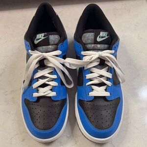Nike Black and Blue Athletic Shoes